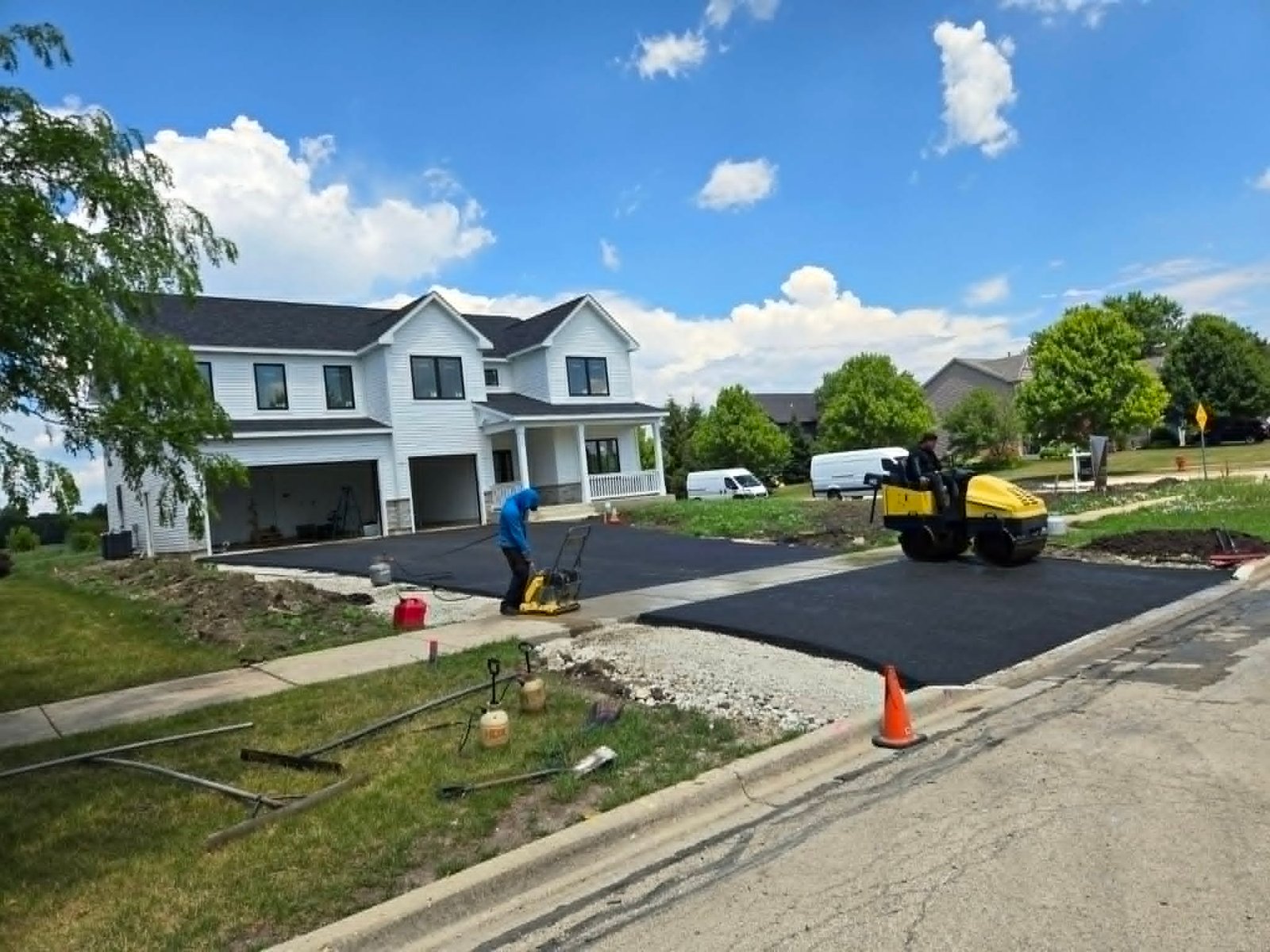 STS ASPHALT PAVING